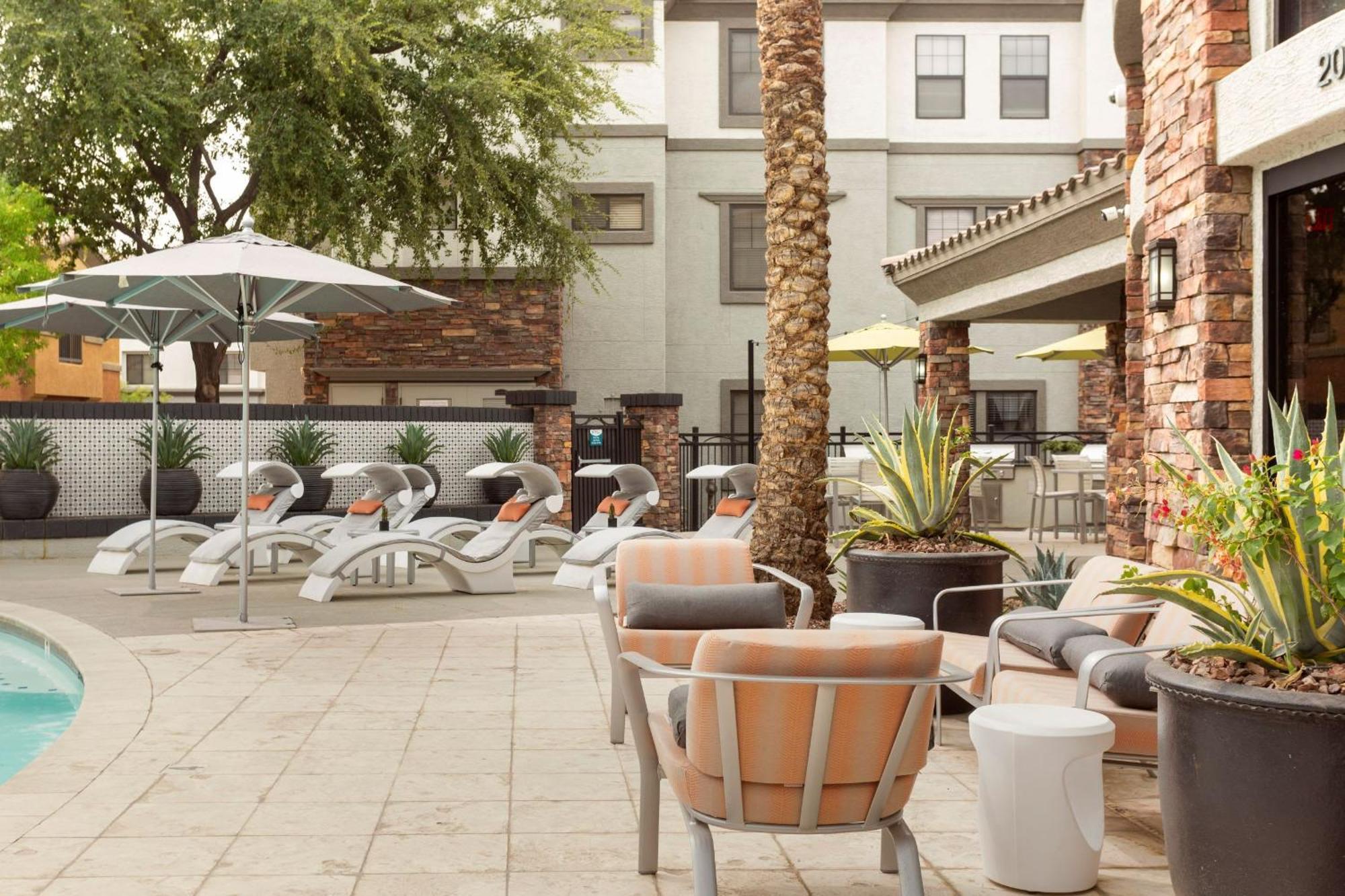 Cozysuites Glendale By The Stadium W Pool! 11 Bagian luar foto